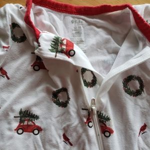 Kyte BABY wreath romper 12-18 months